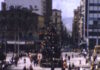 Χριστούγεννα στην Αθήνα της δεκαετίας του 1960: Το δέντρο στο Σύνταγμα και οι στολισμένες βιτρίνες σε ένα ταξίδι στον χρόνο