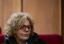 Δίκη Χρυσής Αυγής – Καθηλώνει η εισαγγελέας: «Ο Παύλος Φύσσας εξιχνίασε μόνος του τη δολοφονία του»