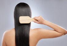 Πώς να μετατρέψετε το καθημερινό σας χτένισμα σε βραδινό μέσα σε 15 λεπτά