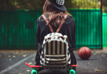 Επιτροπή Ανταγωνισμού: Στο μικροσκόπιο σχολικές τσάντες και επώνυμα brands – Τι ερευνάται