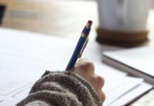 Δημόσιο: Εξτρά αυξήσεις αποδοχών – Ποιοι και πόσα κερδίζουν από 1η Απριλίου