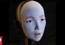 Ρομπότ έμαθε να κινεί τα χείλη του σαν άνθρωπος χάρη σε έναν καθρέφτη και πολύ YouTube