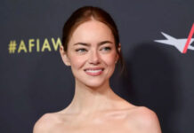 Η εμφάνιση της Emma Stone πριν τα Golden Globes που μας θύμισε τη δύναμη του minimal