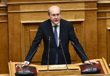 Χατζηδάκης: Το 2026 συνεχίζουμε τις μεταρρυθμίσεις- Τι είπε για την Ψηφιακή Κάρτα Εργασίας