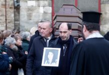 Βιολάντα: «Δεν ήταν ατύχημα, ήταν προϊόν αμέλειας και αδιαφορίας» – Ο ανατριχιαστικός επικήδειος του γιου της Αγάπης Μπουνόβα