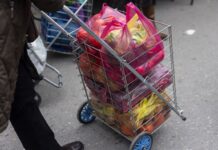 Θεοδωρικάκος: Με νομοθετική πρωτοβουλία ενισχύουμε τη λειτουργία των λαϊκών αγορών προς όφελος των καταναλωτών – Οι ρυθμίσεις