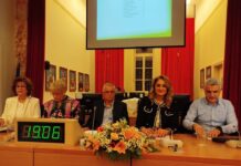 Αγρίνιο: Πλήθος κόσμου στην παρουσίαση του βιβλίου της Πόπης Ντόβα – Μπαζάκα