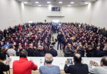 Αγρότες: Φτιάχνουν δύο επιτροπές για τη συνάντηση με τον Μητσοτάκη – Προειδοποιούν για κλιμάκωση χωρίς προηγούμενο αν δεν βγουν ικανοποιημένοι