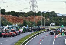 Κωστής Χατζηδάκης: «Θα είναι τελείως ακατανόητο οι αγρότες να μην έρθουν στον διάλογο» – Εισηγήσεις στα μπλόκα να μην πάνε στο ραντεβού με Μητσοτάκη