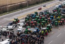 Αγρότες: Δυσαρεστημένοι με τα μέτρα που ανακοίνωσε η κυβέρνηση – Αποφασίζουν στα μπλόκα για τις κινητοποιήσεις τους