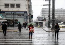 Καιρός αύριο: Ισχυρές βροχοπτώσεις και κακοκαιρία σε όλη τη χώρα – Θυελλώδεις άνεμοι, χαλαζοπτώσεις και χιόνια