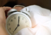 Το σοκ του πρωινού ξυπνήματος επηρεάζει όλη σου τη μέρα – Μάλλον φταίει το ξυπνητήρι σου