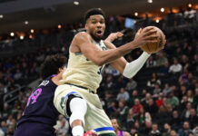 Οι Μπακς του Γιάννη Αντετοκούνμπο γνώρισαν βαριά ήττα με 139-106 από τους Τίμπεργουλβς