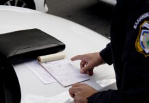 Κιλκίς: Βίντεο με 58χρονο που παρέσυρε και τραυμάτισε αστυνομικό επειδή του έκοψε κλήση