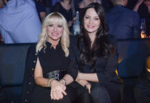 Μαρία Μπεκατώρου: Έκανε το πιο επικό ξέσπασμα όταν είδε το puzzle με το οποίο «παλεύει» η Υβόννη Μπόσνιακ