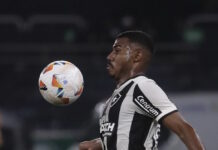 Ο Ολυμπιακός παίρνει δανεικό τον Κουιαμπάνο σύμφωνα με «σενάριο» από τη Βραζιλία