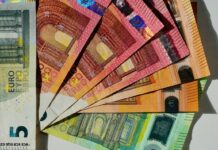 Νέο μηνιαίο κρατικό επίδομα ύψους έως 800 ευρώ: Ποιοι το λάβουν