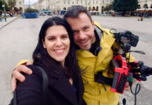 Ευτύχης Μπλέτσας: Η έκπληξη της συζύγου του για τα γενέθλιά του την ώρα που έκανε live