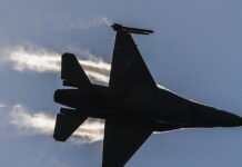 Η Πολεμική Αεροπορία προχωράει σε αναβάθμιση των F-16 Block 50 σε Viper – Ο χρόνος πιέζει και τα περιθώρια στενεύουν