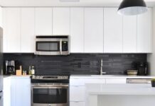 Airbnb: Σε ποιους θα επιβληθούν μετά τις 28 Φεβρουαρίου έξτρα φόροι και τσουχτερά πρόστιμα