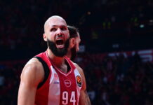 Ο Εβάν Φουρνιέ του Ολυμπιακού ψάχνει παϊδάκια στον Πειραιά