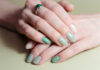 Jade nails: Η τάση στο μανικιούρ που θα σας φέρει καλή τύχη