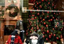 Η ακτινογραφία του τζίρου των εορτών τον Δεκέμβριο – Πώς εξελίχθηκε η εμπορική κίνηση