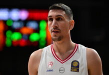 Ο Γιαννούλης Λαρεντζάκης μπήκε στην κορυφαία 5άδα του Ολυμπιακού στα τρίποντα