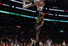 NBA: Άνετη νίκη των Λέικερς κόντρα στους Χοκς με σχεδόν «τριπλό» Τζέιμς, επικράτηση των Θάντερ ενάντια στους Σπερς