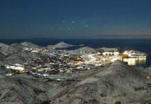 Η χιονισμένη Λήμνος την ώρα που βραδιάζει: Εντυπωσιακή εικόνα από τη Μύρινα