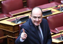 Σύγκρουση Λαζαρίδη και Χρηστίδη στη Βουλή για τα Ίμια: «Οδηγήσατε τους τρεις ήρωες στον θάνατο» – «Να ανακαλέσει το “γκριζάρισμα” στο Αιγαίο»