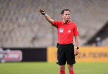 ΑΕΚ – Ολυμπιακός: Ο διαιτητής Ντάνι Μακέλι ορίστηκε στην Allwyn Arena