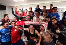 Ολυμπιακός: Ερυθρόλευκο «πάρτι» στα αποδυτήρια με Μιλτιάδη Μαρινάκη και Μπάμπη Κωστούλα