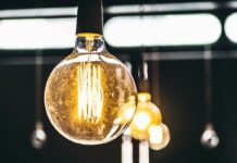 Νέα έρευνα για την ηλεκτρική ενέργεια: Γιατί οι καταναλωτές στρέφονται στα σταθερά τιμολόγια ρεύματος