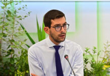 Ο δήμαρχος του Άη Στράτη έκανε επέμβαση για την αφαίρεση του όγκου – Η πρώτη φωτογραφία μετά το χειρουργείο