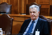 Εξεταστική για τον ΟΠΕΚΕΠΕ: Νέος κύκλος αντιπαράθεσης μεταξύ ΝΔ και ΠΑΣΟΚ για την κατάθεση του Τζανέτου Καραμίχα