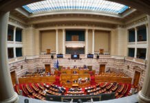 Βουλή: «Σφάχτηκαν» για Ένοπλες Δυνάμεις, αγρότες και Βενεζουέλα