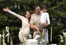 Ιωάννα Σιαμπάνη – Τζίμης Σταθοκωστόπουλος: Το ολόλευκο gender reveal πάρτι τους