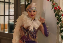 Φαίη Σκορδά: Και ντύθηκε (Τσάρλεστον) και χαρταετό πέταξε (βράδυ) και έφαγε (νηστίσιμα)