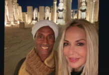 Άννα Βίσση: Από το Κάϊρο σε βραδινή επίσκεψη στο Luxor