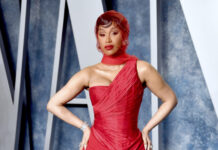 Cardi B: Έπεσε ξανά στο show της στο Las Vegas κι έγινε πάλι viral