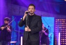 Χρήστος Μενιδιάτης: Οι σκέψεις του για την πολιτική, η υποκρισία στον χώρο του τραγουδιού και η ταινία για τη ζωή του πατέρα του