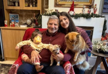 Πατούλης – Κοιλού: Οικογενειακό… μασκάρεμα για χάρη του αποκριάτικου πάρτι του ΙΣΑ – Τι ντύθηκαν;