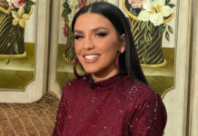 Ιουλία Καλλιμάνη: Η στιγμή που τραγουδά με τη μαμά της στο καμαρίνι είναι ανεκτίμητη