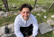 Ράμμος: Η κίνηση που έκανε κάθε μέρα για να «ρίξει» τη σύντροφό του, θα σε κάνει να λιώσεις λίγο πριν του Αγίου Βαλεντίνου