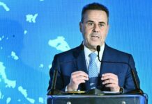 ΕΔΕΥΕΠ: Οι 10 γεωτρήσεις για τους υδρογονάνθρακες την περίοδο 2027-2032 – Όλα όσα είπε ο Παπασταύρου