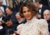 «Too old for that»: Η Halle Berry απαντά στα επικριτικά σχόλια μετά τον χορό της με μπικίνι στο Instagram