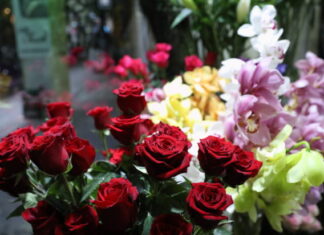 Άγιος Βαλεντίνος: Πώς κινείται η αγορά και τι επιλέγουν οι καταναλωτές