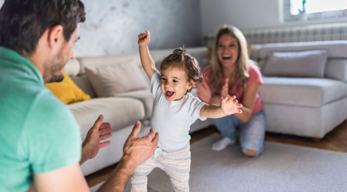 Αυτοί είναι οι πιο απλοί τρόποι για να δεθείς με το μωρό σου