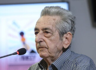 Πέθανε ο δημοσιογράφος Αριστείδης Μανωλάκος, πρώην πρόεδρος της ΕΣΗΕΑ